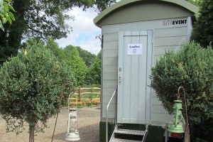 Themed luxury loo
