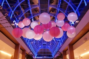 hanging lanterns in pink