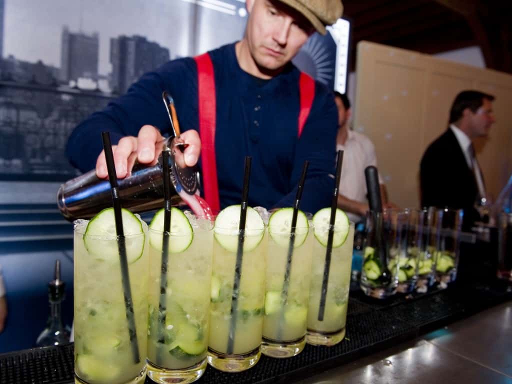 Cocktail bar